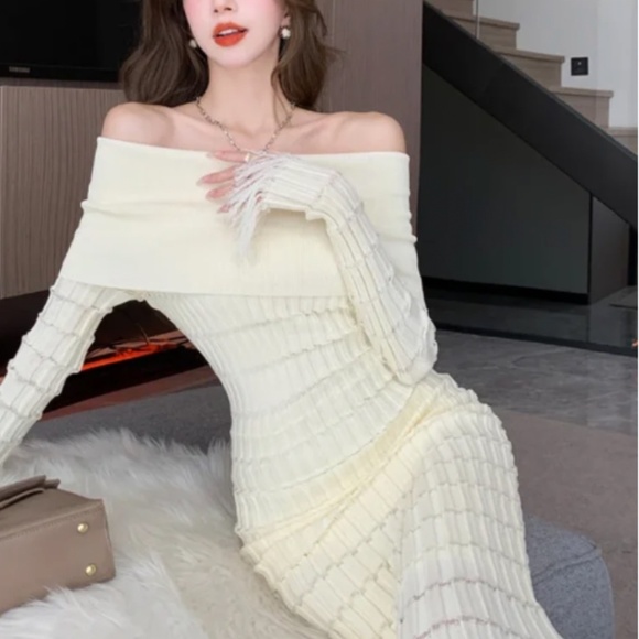 Body Con Shoulder Dress - Picture 5 of 6